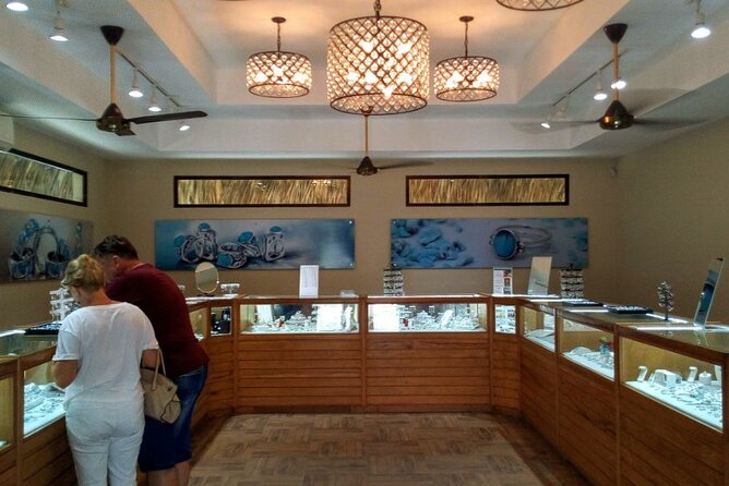 Don Lucas Cigar Factory & Store + Premium Rum Tasting (3 hours) - Is $6 really good value?