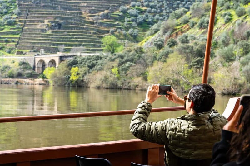 DOURO PREMIUM - First Views of the Douro Valley
