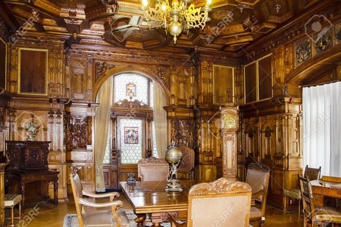 Dracula and Peles Castles Premium Tour with Hotel pick-up - Group size, vehicle, and guide quality