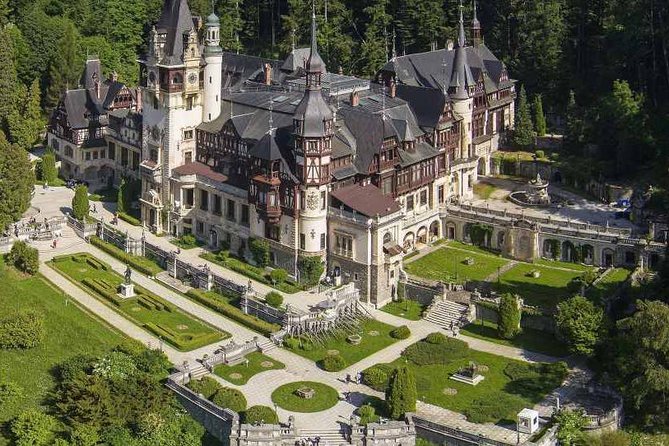 Dracula and Peles Castles Premium Tour with Hotel pick-up - Who should book this experience?