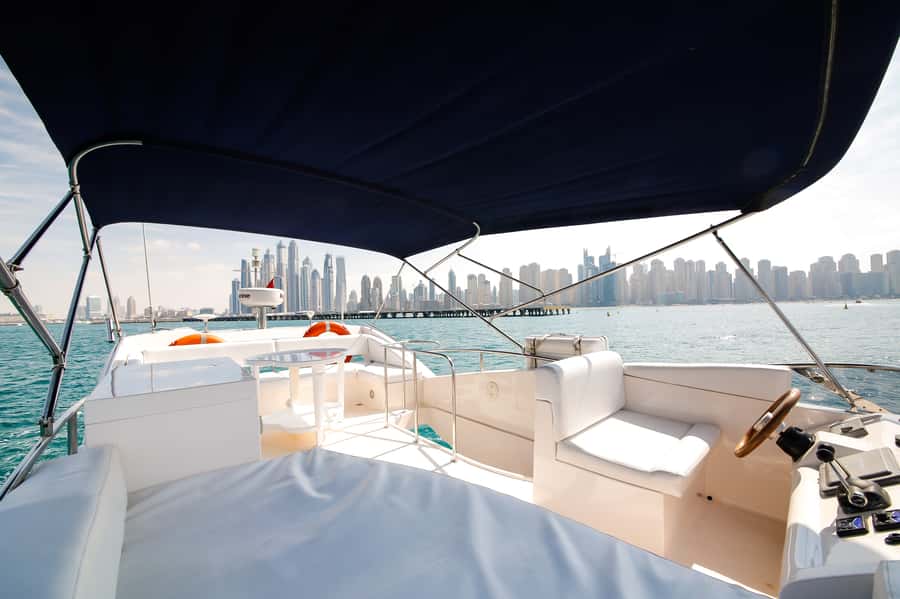 Dubai: Atlantis and Burj Al Arab Cruise on Luxury Yacht - Dubai Marina and Jumeirah Beach Residence