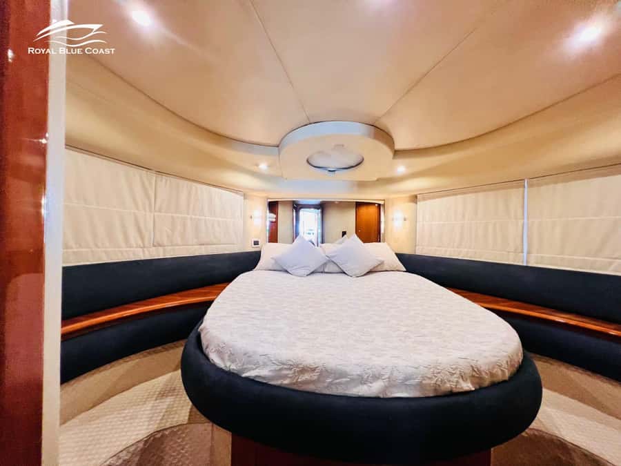 Dubai: Azimut 42 Feet Private Luxury Yacht Cruise - Should You Book the Azimut 42-Foot Yacht?