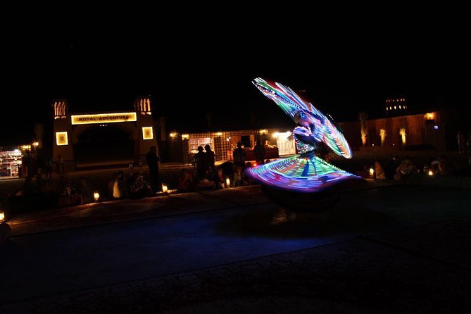 Dubai Desert Safari evening with VIP Treat , BBQ Buffet and Exciting Liveshows - BBQ dinner with vegetarian and meat choices