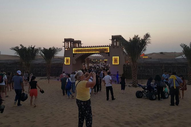 Dubai Desert Safari evening with VIP Treat , BBQ Buffet and Exciting Liveshows - Who will get the most from this evening
