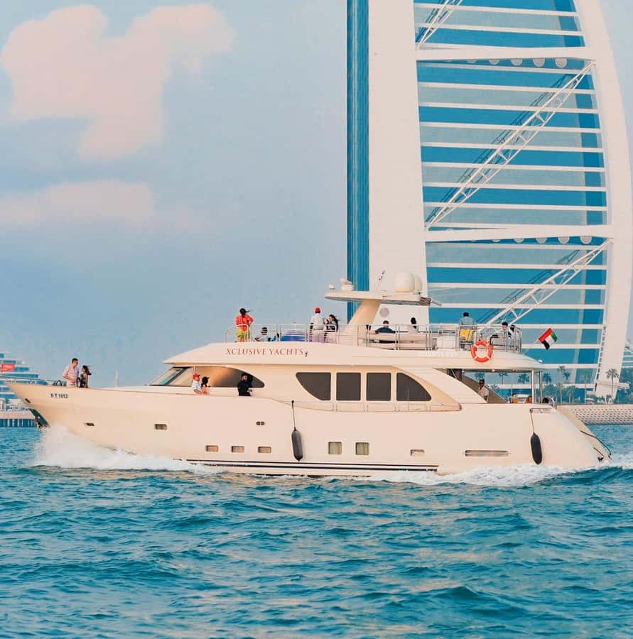 Dubai Harbor: Luxury Yacht Tour with BBQ Options - Who should book this yacht cruise