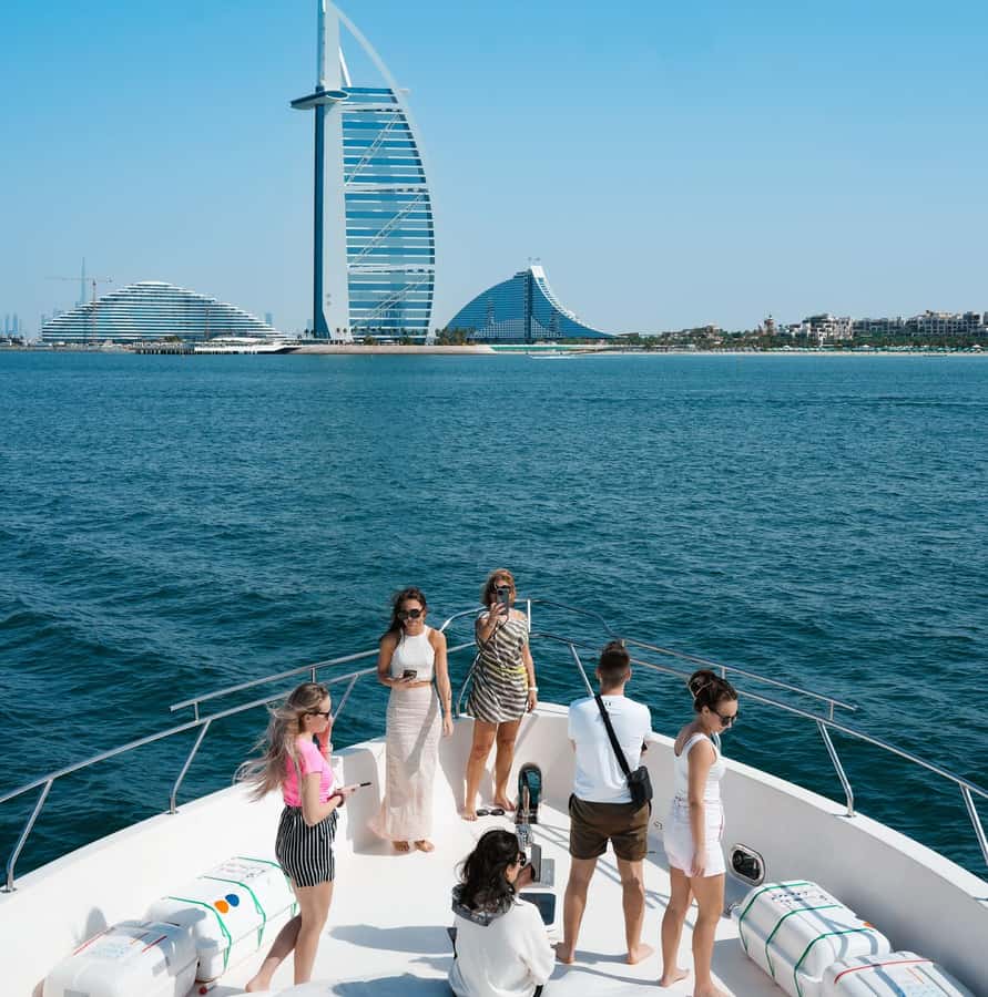 Dubai Harbor: Luxury Yacht Tour with BBQ Options - Should you book the Dubai Harbour yacht tour?