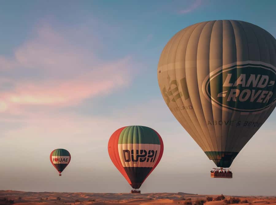 Dubai: Luxury Balloon Flight with Michelin-Curated Breakfast - Sunrise over the Dubai Desert Conservation Reserve