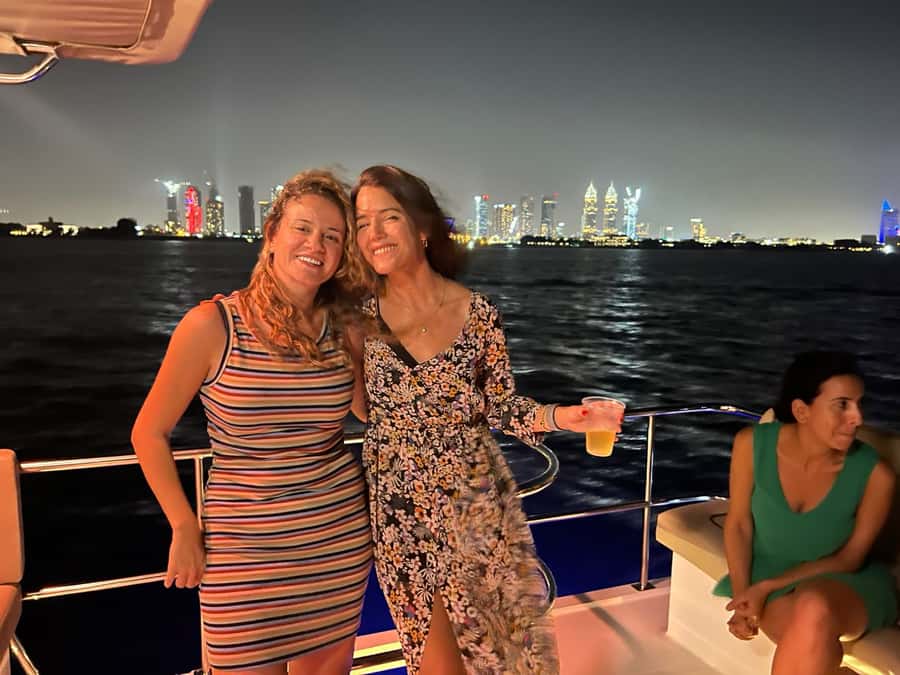 Dubai: Luxury Sightseeing Cruise with Food and Drinks - Food, drinks, and the onboard mood