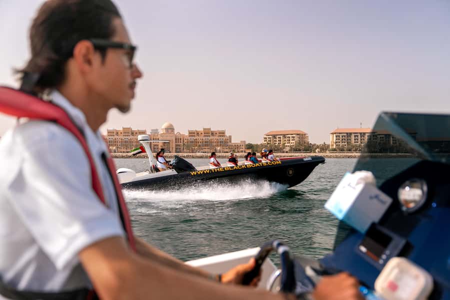 Dubai Marina: 1-Hour Luxury Sightseeing Speedboat Tour - The practical comfort and safety picture