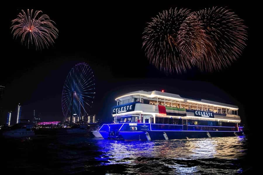 Dubai Marina: Luxury Dinner Cruise, Live Show, Open Bar & DJ - Two hours among Dubai’s brightest waterfront views