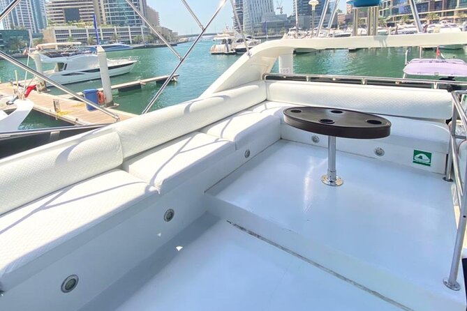 Dubai Marina Yacht Charters: Luxury on the Waves - What the private format really changes