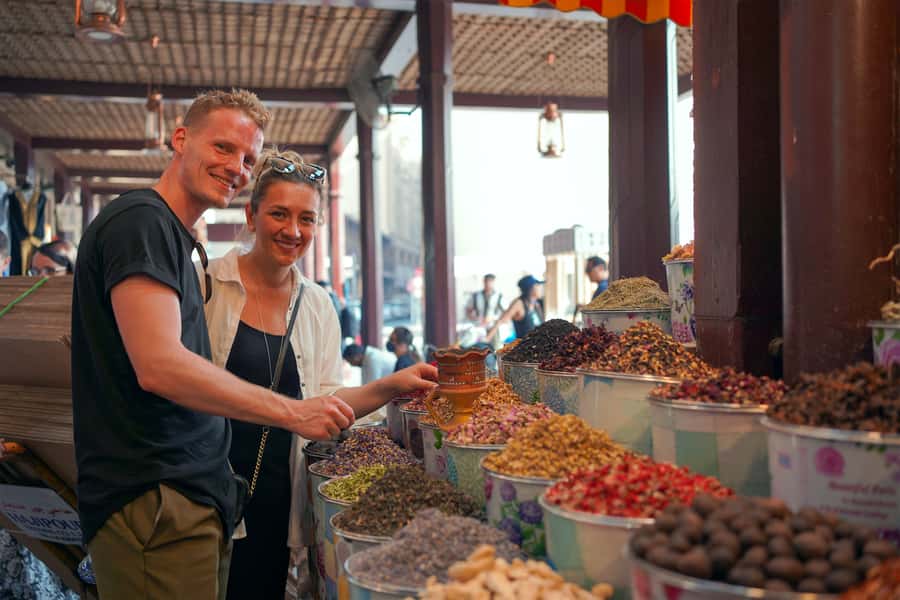 Dubai Private Top Attractions, Premium Vehicle & Street Food - Walking through Al Fahidi Historical District