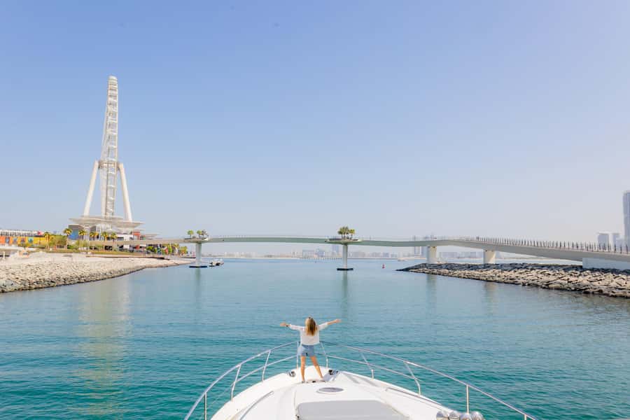 Dubai: Private VIP Luxury Yacht Tour with BBQ & Drinks - Dubai Marina Canal and the first skyline views