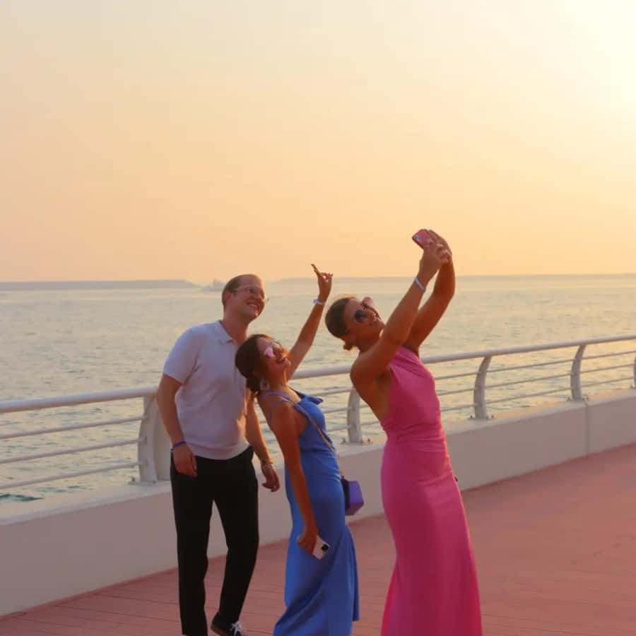 Dubai: VIP Private City Tour with Burj Khalifa Entry Tickets - Palm Jumeirah and the Burj Al Arab photo stop