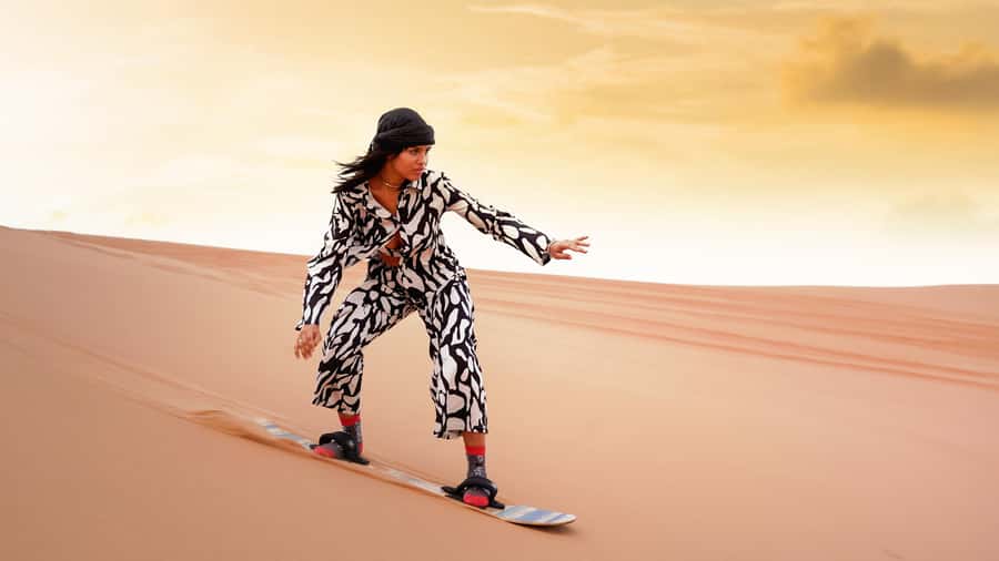 Dubai Waves & Dunes: Luxury Yacht Cruise w/ Red Dunes Safari - Why this desert-to-coast pairing works