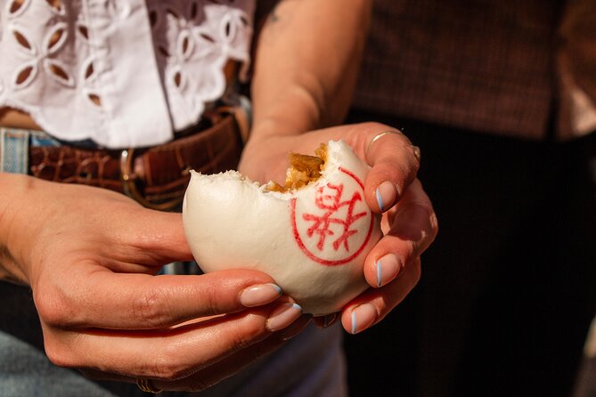 Eating London: Twilight Soho VIP Food & Drinks Tour - The guides shape the evening