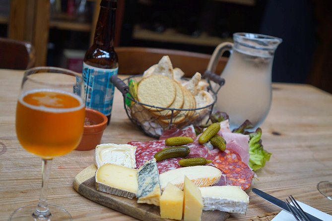 Edinburgh Luxury Private Food & Drink Tour with Eat Walk Tours - Georgian order in the New Town