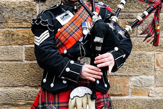 Edinburgh: Stirling Castle & Loch Lomond Private Luxury Day Tour - Loch Lomond: the big scenery stop