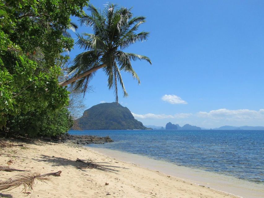El Nido: Full-Day Premium Island Hopping Catamaran Cruise - Big Lagoon, Hidden Beach, and Seven Commandos