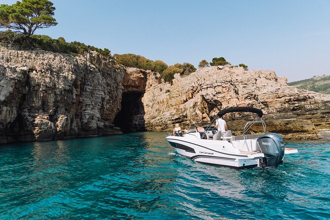 Elaphite Islands Luxury Private Boat Tour with Cap Camarat 7.5 - Captain Simon’s role in the day