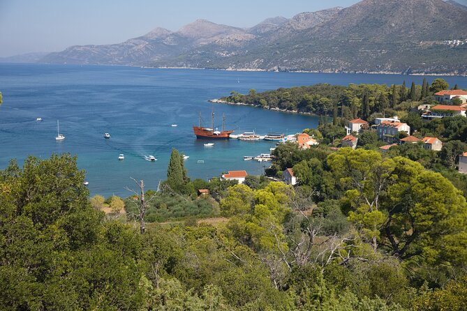 Elaphiti Islands On The Luxury Pirate Ship Karaka Dubrovnik - Guides, Crew, and Group Size