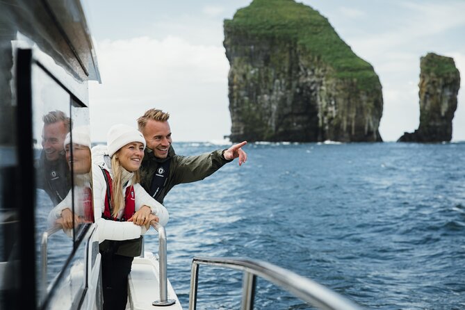 Exclusive 1,5 Hour Drangarnir Boat Tour - Why Drangarnir is best seen from the water