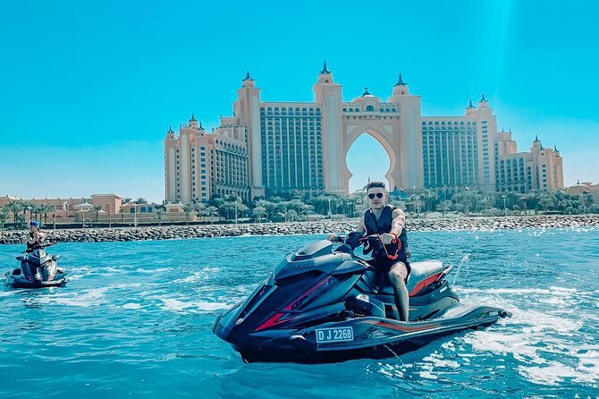 Exclusive 1HR Jet Ski Tour- Burj al Arab & Atlantis - What the guide does for beginners