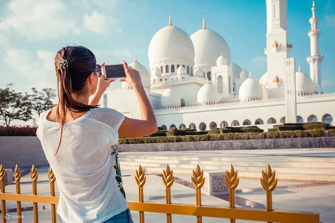 Exclusive Abu Dhabi tour, without Ferrari World - Food, timing, and the missing lunch