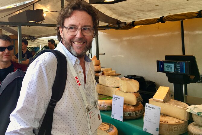 Exclusive Cheese Walk & Dutch Wine Discovery - The Nine Streets turns shopping into part of the lesson