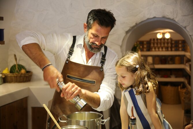 Exclusive Cooking Experience in our Cave Home by Petra Kouzina - Who should book this experience