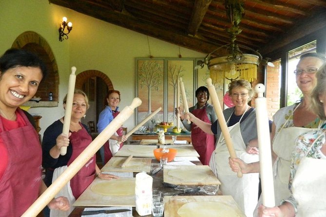 Exclusive Cooking Lessons in Tuscany with a Professional Chef - From Arezzo specialties to modern Tuscan touches