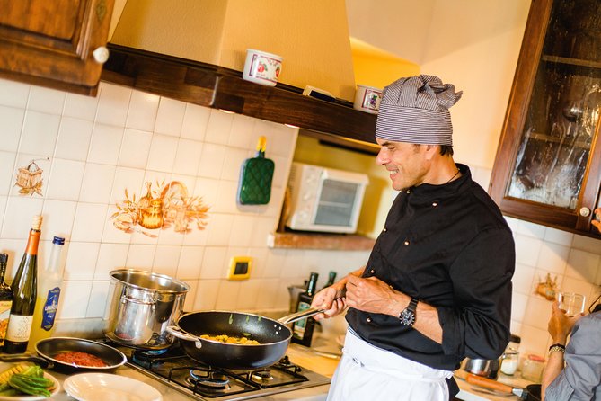 Exclusive Cooking Lessons in Tuscany with a Professional Chef - What the strongest praise gets right