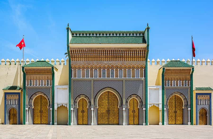 Exclusive Fez Medina Walking Tour with a local Guide - Attarine Market, Souk Sebaghine, and the color of trade