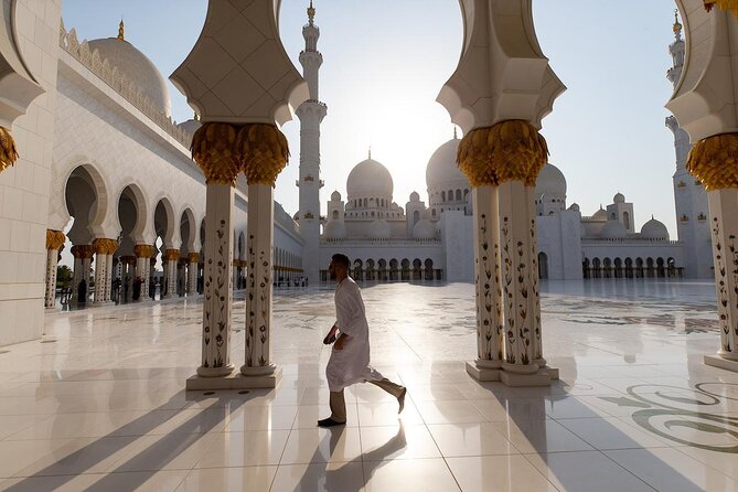 Exclusive Full-Day Abu Dhabi City Tour with Sheikh Zayed Mosque - The mosque is the real centerpiece