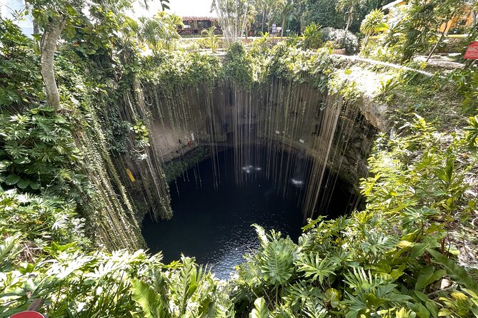 Exclusive Guided Tour: Chichen Itza - Cenote Ik Kil -Valladolid - Valladolid offers a short look at colonial Yucatan