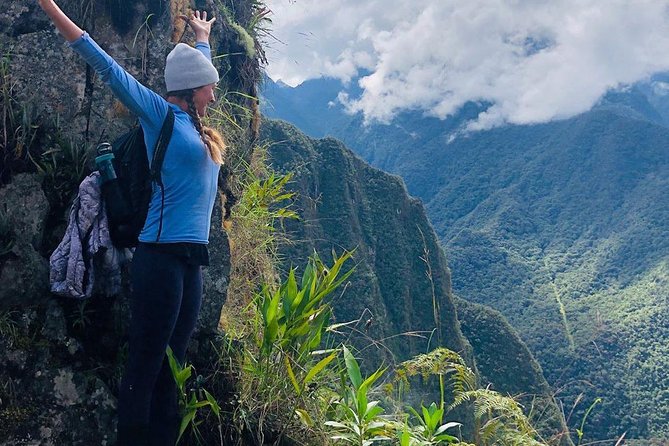 Exclusive Huayna Picchu Tour in 1 Day from Cusco - From Aguas Calientes to the Machu Picchu entrance