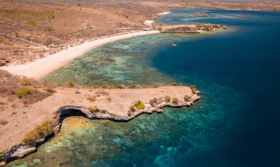 Exclusive One-Day Tour to Lombok's Pink Beach and 3 Gilis - Pink Beach 1, also called Tangsi Beach