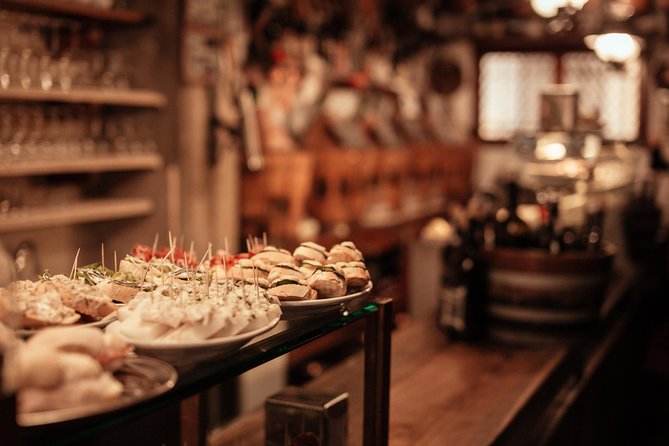 Exclusive Private Venice Food Tour with 6 or 10 Tastings - Cheese, wine, and the old bacaro