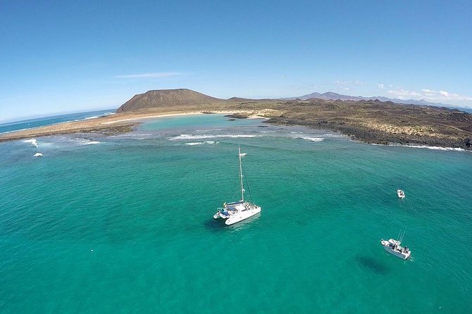 Exclusive Sailing Catamaran Experience to Lobos Island with lunch - Final verdict: choose it for the water time