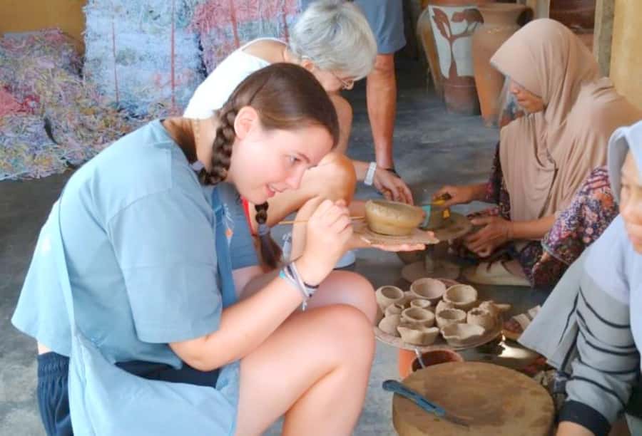 Exclusive Sasak Culture: Discover Stunning Hidden Gems! - Sukarara Village and the work behind Sasak weaving