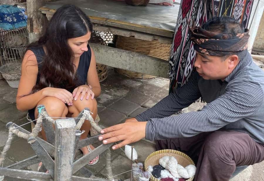 Exclusive Sasak Culture: Discover Stunning Hidden Gems! - Guides and the value of local explanation