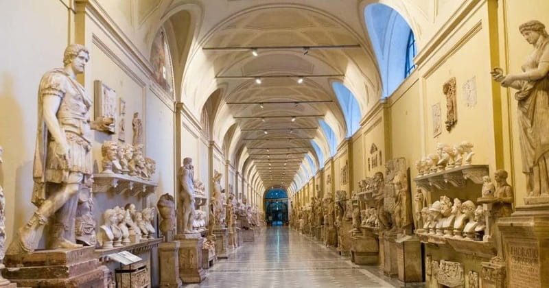 Exclusive Sunday Tour of Vatican Museums & Sistine Chapel - The Pinecone Courtyard and Belvedere Courtyard