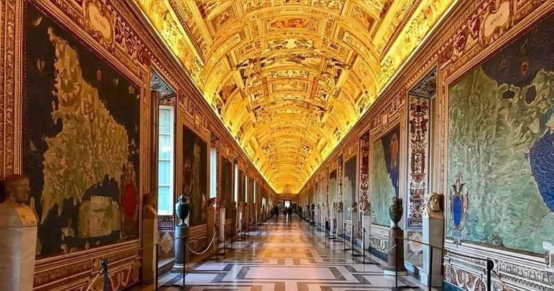 Exclusive Sunday Tour of Vatican Museums & Sistine Chapel - Sunday crowds, queues, and the two-hour pace