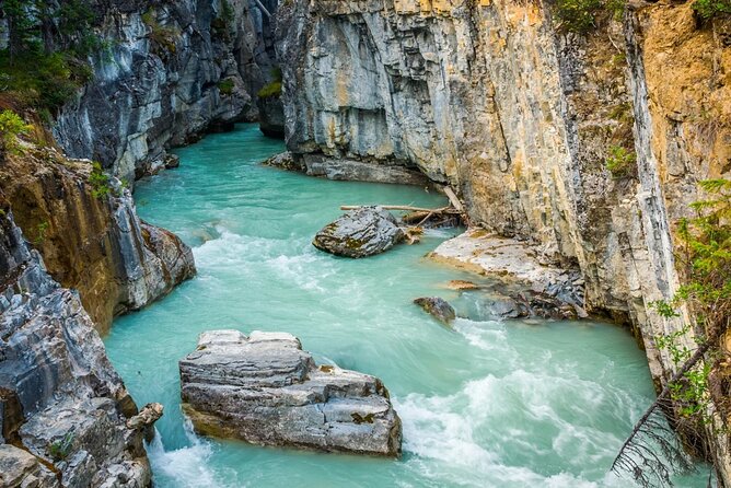 Explore 3 National Parks - Exclusive Small Group Tour - Castle Mountain turns the drive into part of the tour