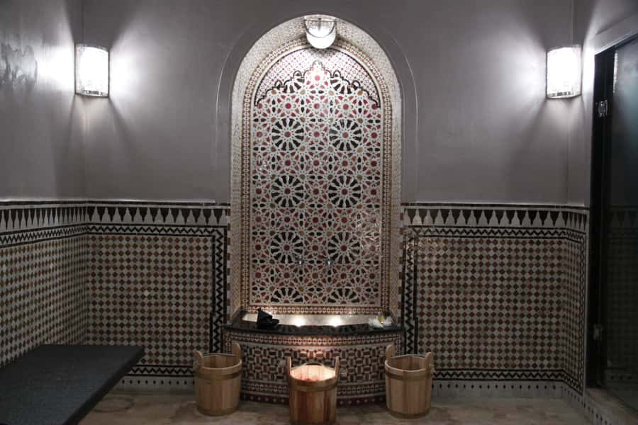 Fes: Traditional Hammam Massage in a Luxury Palace - What the two-hour appointment includes