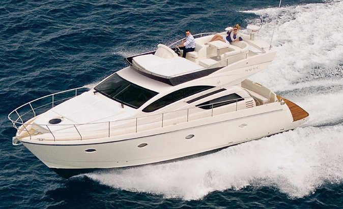 Fjordcruise in a Luxury Yacht Arctic Queen - Key points at a glance