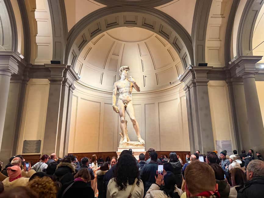 Florence: Exclusive Evening Tour of Michelangelo's David - The Prisoners and Michelangelo’s unfinished figures