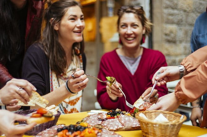 Florence Exclusive PRIVATE Food Tour with 6 or 10 Tastings - Piazza Santo Spirito and the Local Side of Florence