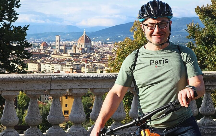Florence Premium E-Bike Tour + Photo Shoot and Tastings - Palazzo Vecchio, the Uffizi, and central Florence