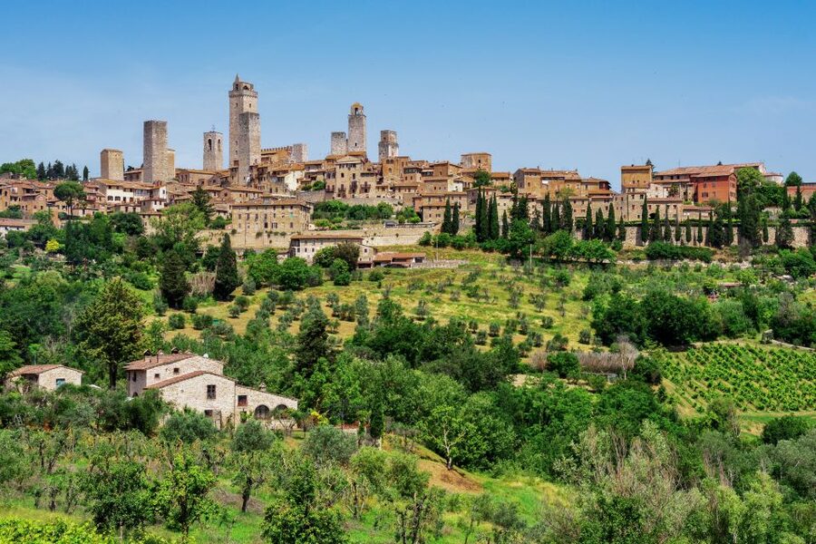 Florence: Siena San Gimignano Private Day Tour by Deluxe Car - Siena and the drama of the Campo